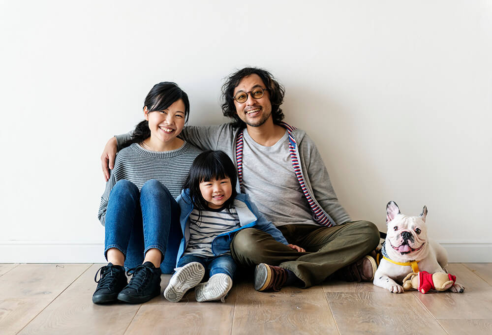 asian-family-buy-new-house